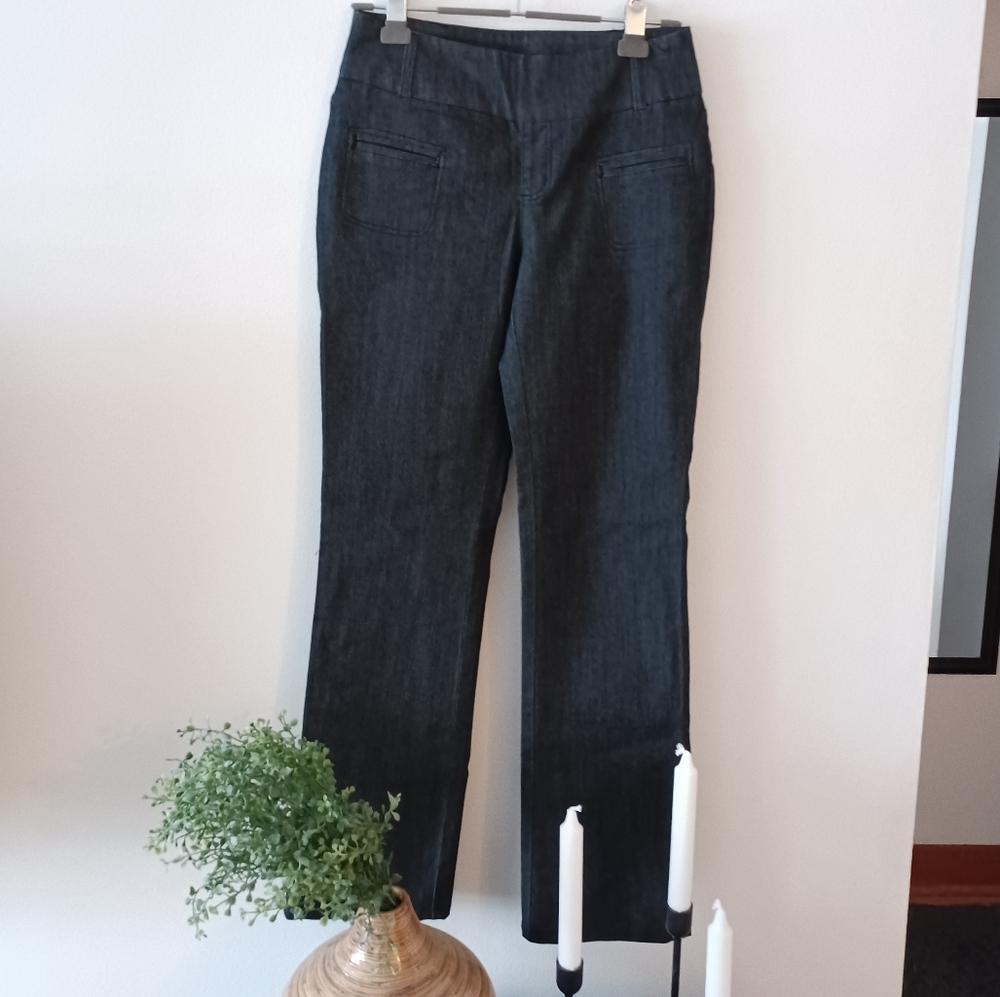 ⚡️SALE⚡️Point Zero Straight Leg Jeans